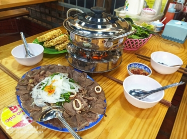 Phở Hồng Cúc – Quán phở và lẩu bò ngon có tiếng tại Bến Tre