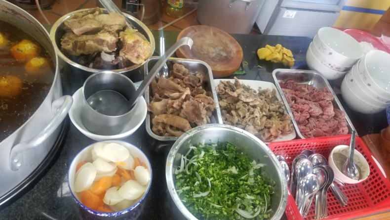 Quán Phở Hồng Cúc Ngon nhất TP Bến Tre Bán Hơn 40kg Xí Quách Bò ngày cuối tuần
