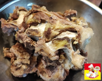 Món ăn ngon ở Bến Tre đang hót rần rần tại Phở Hồng Cúc -Xí Quách Cổ Bò 